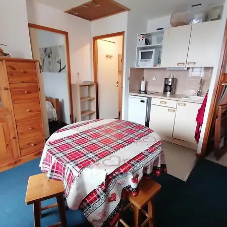 2 Pieces - Coin Montagne - Aux Pieds - Fr-1-181-2865 Lägenhet *