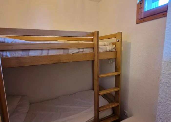 2 Pieces - Coin Montagne - Aux Pieds - Fr-1-181-2865