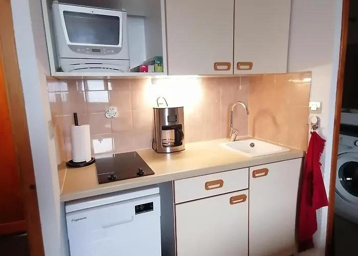 2 Pieces - Coin Montagne - Aux Pieds - Fr-1-181-2865 *